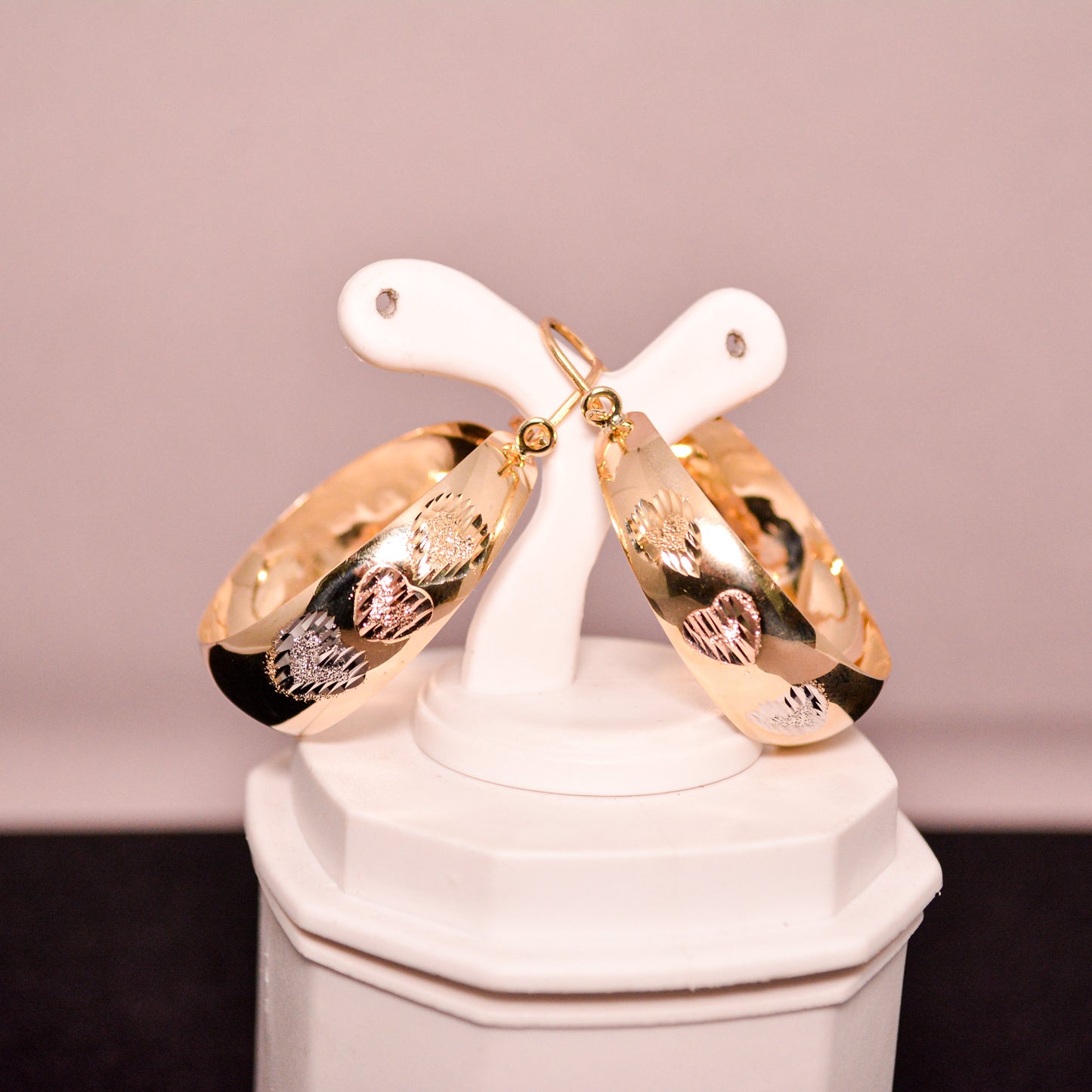 14K Gold Hoop Earrings – Decorative Pattern Design – A128