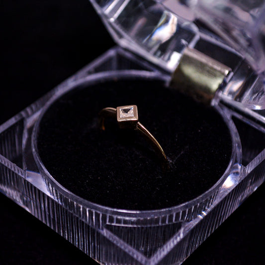 14K Gold Princess-Cut CZ Solitaire Ring – Size __ (1.3g) – A298