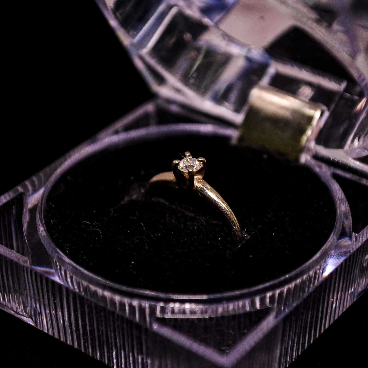 Natural Diamond Solitaire Gold Engagement Ring – 0.15 CT – Size 5.5 | A84