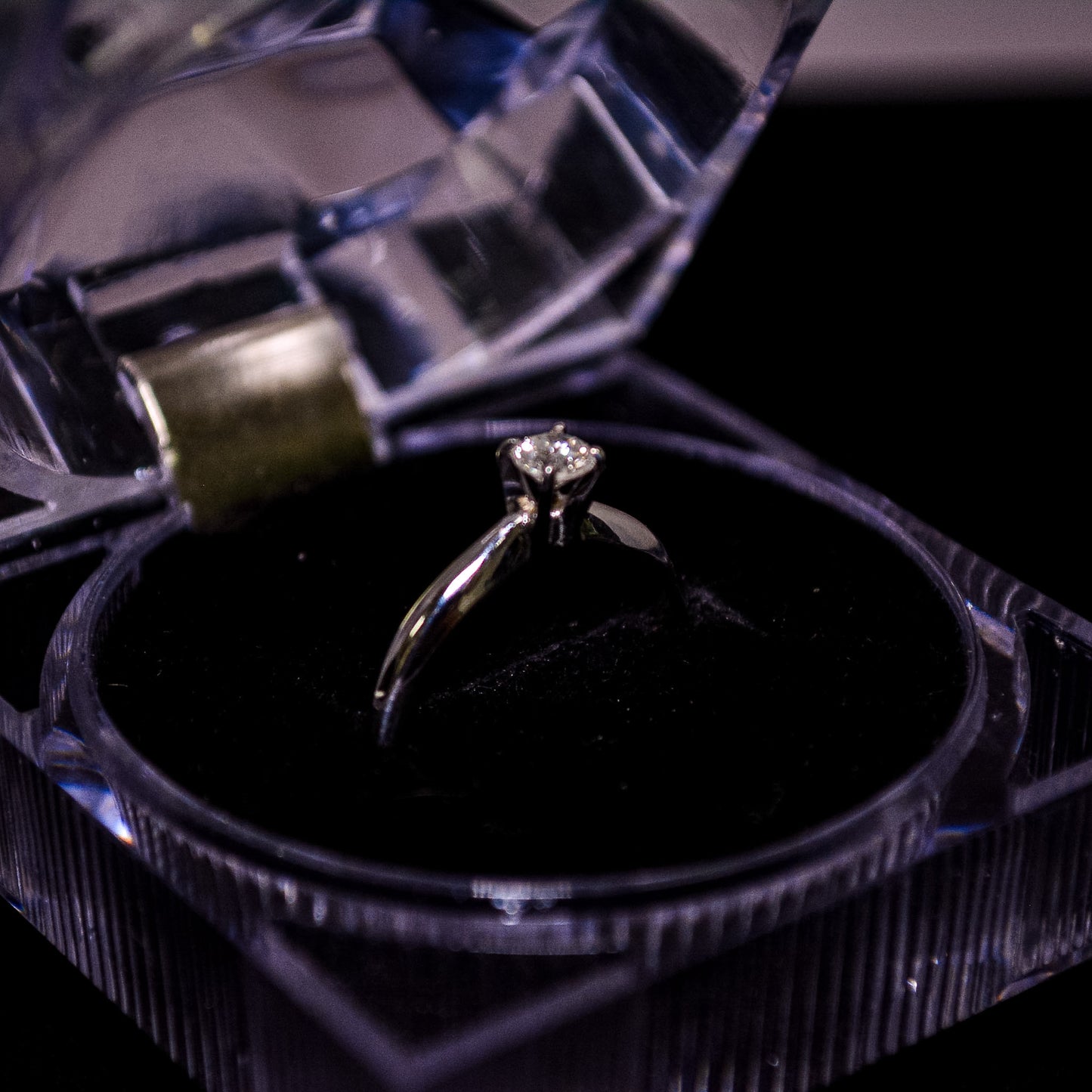 Natural Diamond Solitaire Gold Ring – Size 6 | AL19