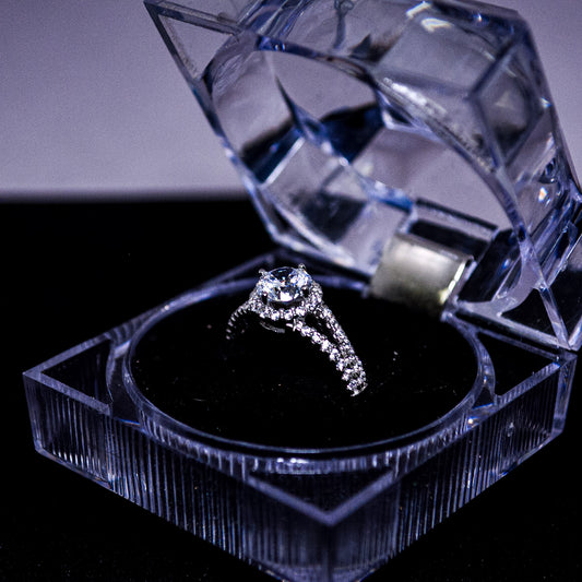 Silver Round Halo Split-Shank Ring – Size 7 (A379)