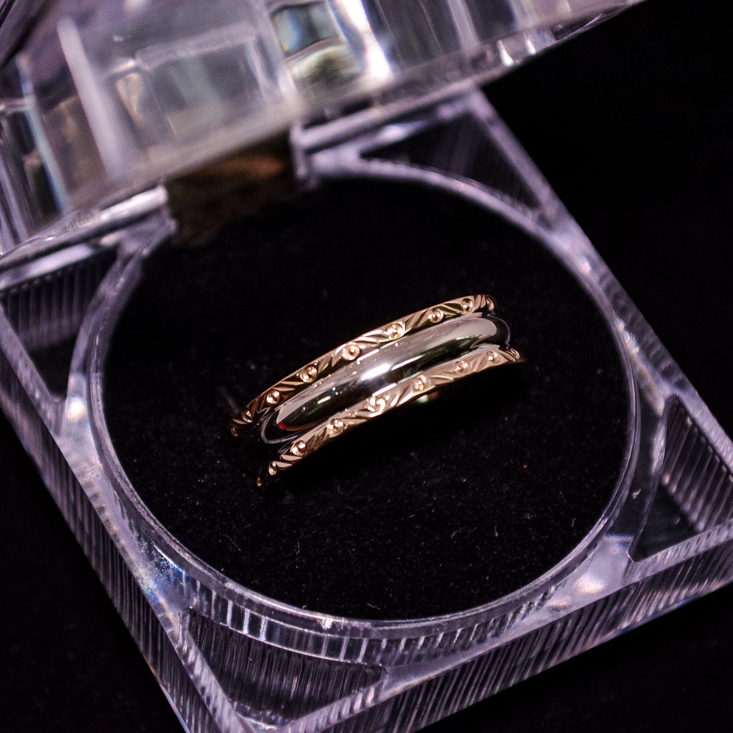 14K Gold Engraved Band Ring – Size 10 – A280