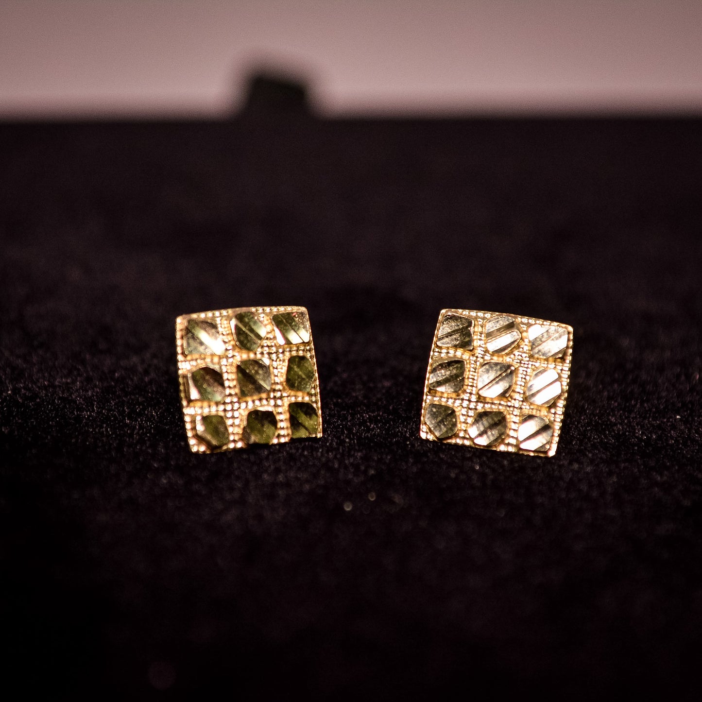 14K Gold Nugget Square Stud Earrings – A492