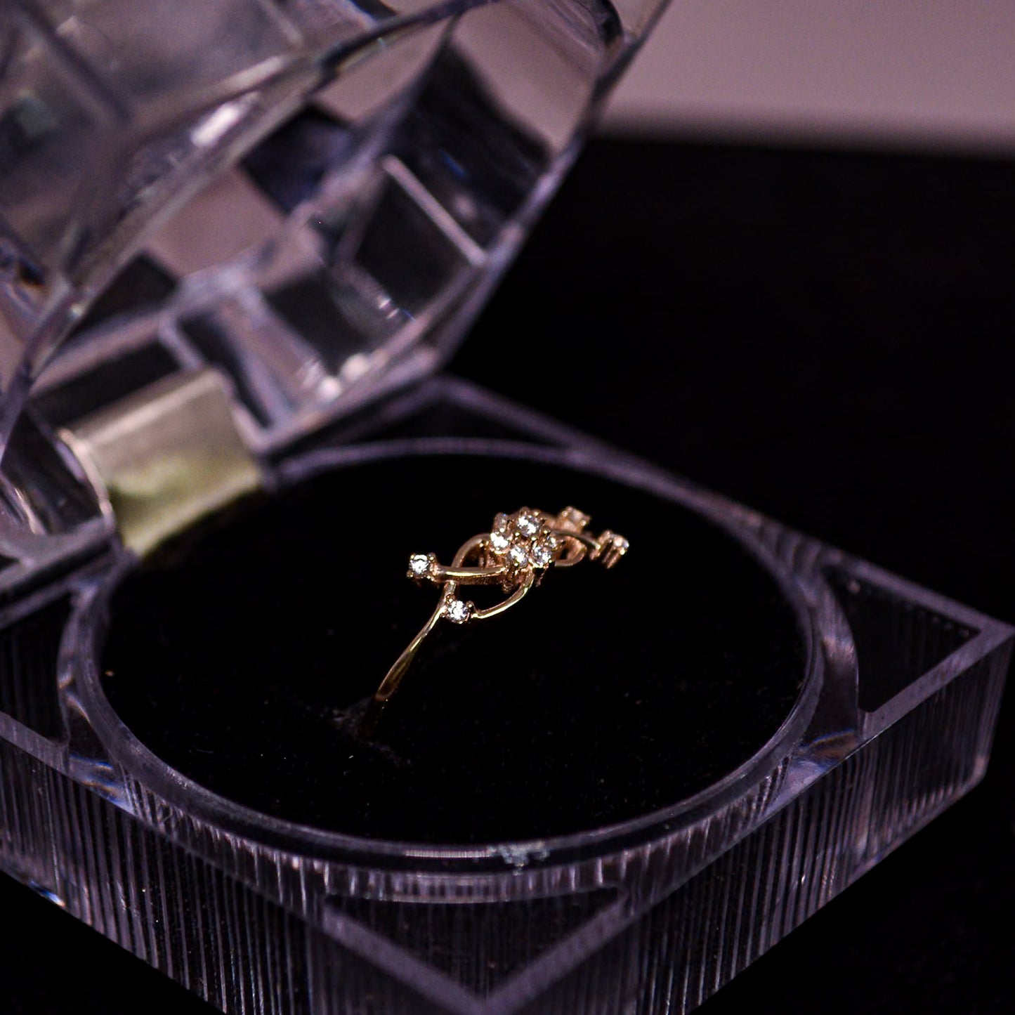 14K Gold Floral CZ Vine Ring – Size __ (1.7g) – A297