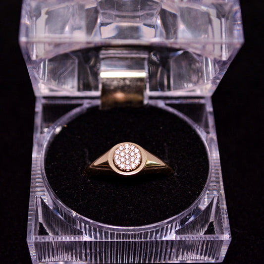 14K Gold Round CZ Cluster Signet Ring – Size __ (2.3g) – A304