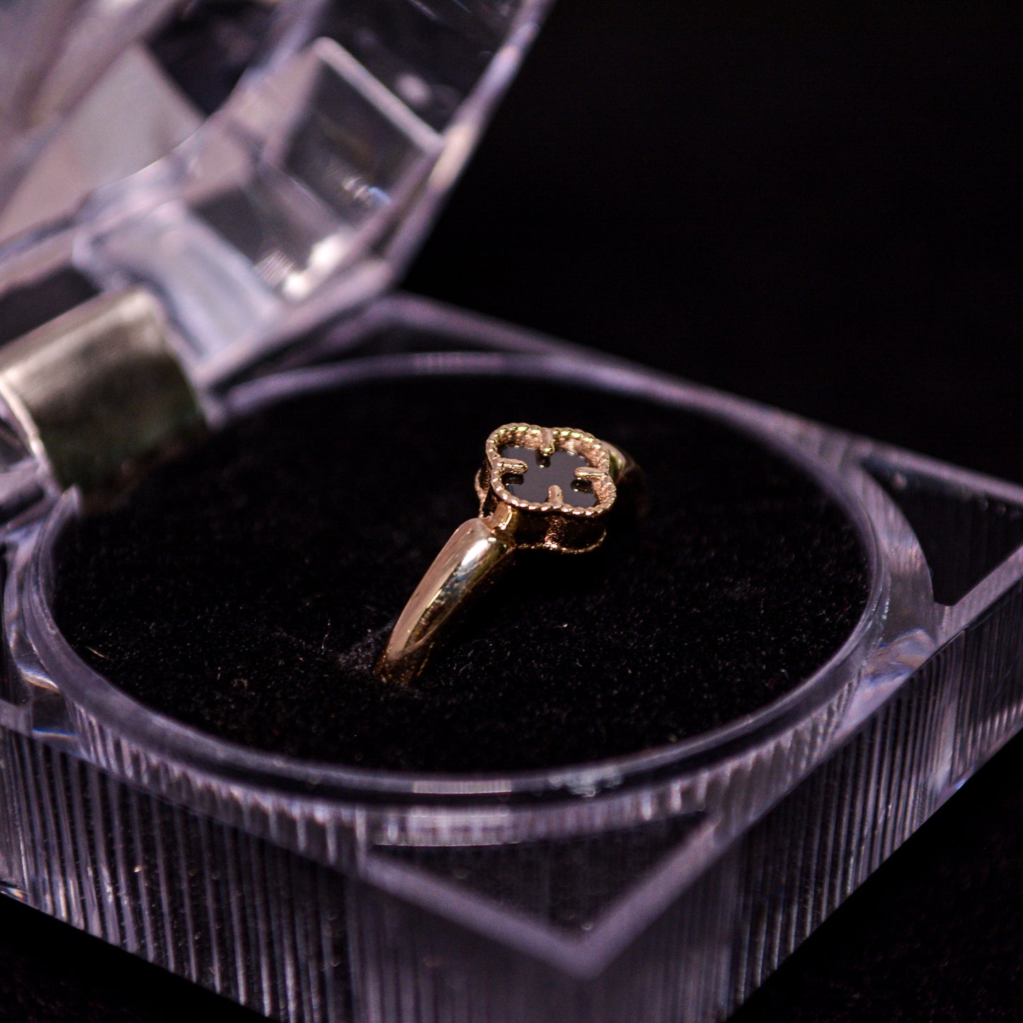 14K Gold Open Clover Ring – Size 7 (1.9g) – A288