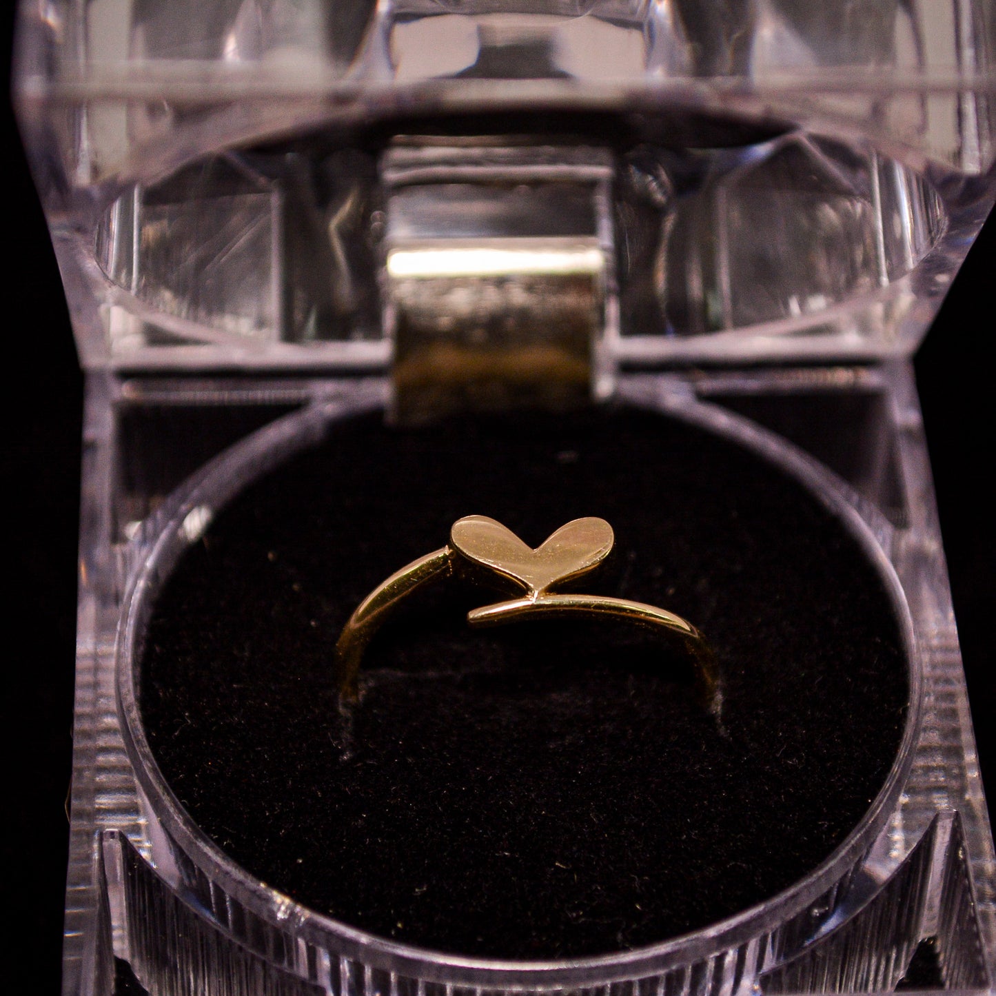 14K Gold Minimalist Heart Ring – Size 7 (1.7g) – A287