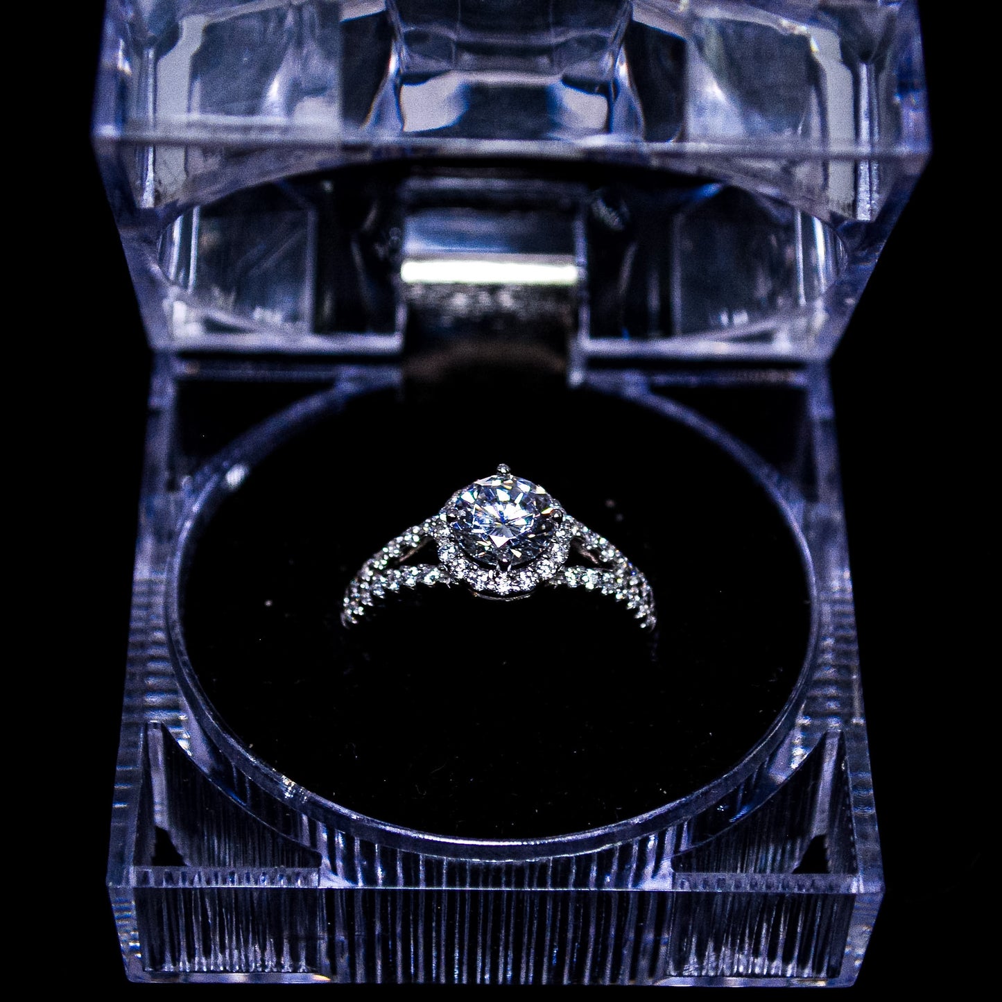Silver Round Halo Split-Shank Ring – Size 7 (A379)