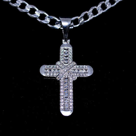 Silver CZ Cross Pendant – 9.9g | D129